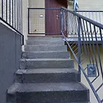 Carlotta House-lt Apartment *